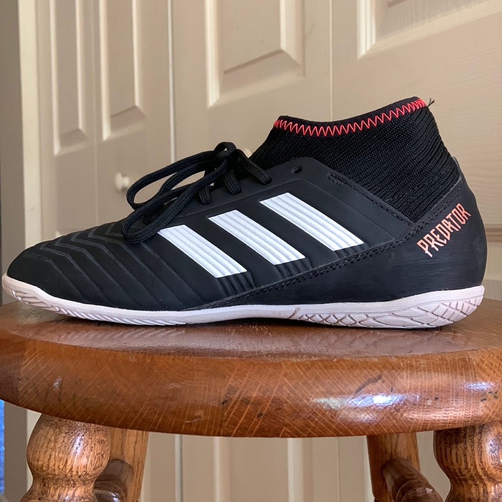 Adidas Predator Youth Mens Cleats